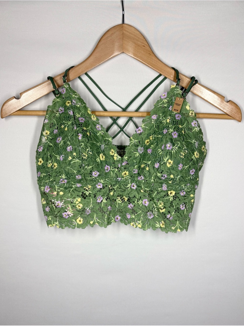 NWT PINK Victoria’s Secret Green Floral Lace Bralette w/ Crisscross Straps. Med